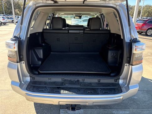 Used 2022 Toyota 4Runner TRD Off-Road Premium image 25