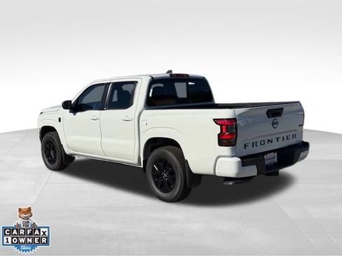 Used 2026 Nissan Frontier SV w/ Tow Package AWD/4WD image 4