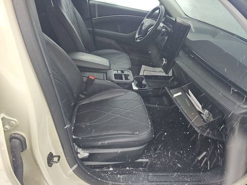 Used 2025 Ford Mustang Mach-E Select w/ Comfort Package Lite image 14