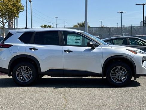 New 2025 Nissan Rogue S FWD image 4