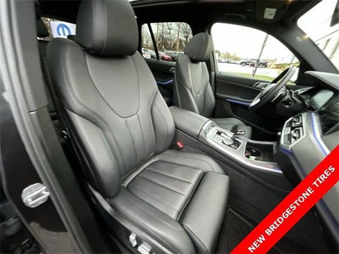 Used 2022 BMW X5 xDrive40i w/ Premium Package image 25