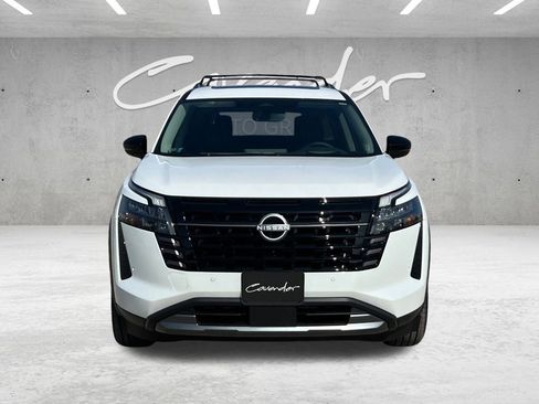 New 2026 Nissan Pathfinder Platinum image 18