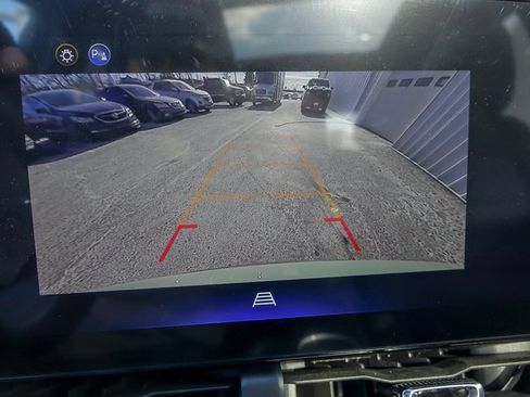 New 2026 Chevrolet Equinox LT w/ LPO, Floor Liner Package image 24