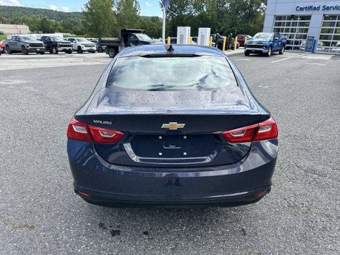 Certified 2025 Chevrolet Malibu LS FWD image 4