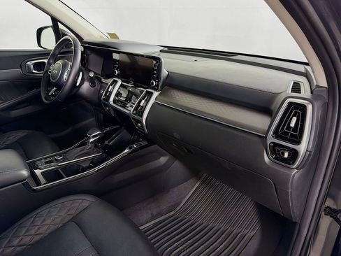 Used 2023 Kia Sorento SX AWD/4WD image 28