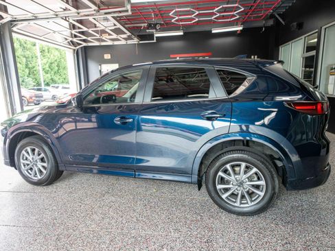Used 2025 MAZDA CX-5 AWD 2.5 S w/ Preferred Package image 2