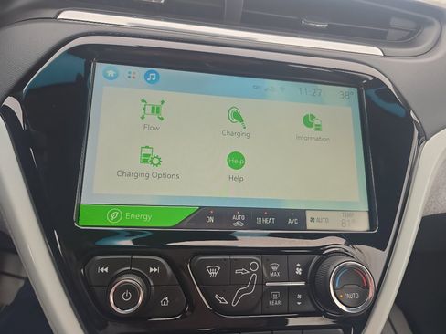 Used 2021 Chevrolet Bolt LT w/ Driver Confidence Package image 30