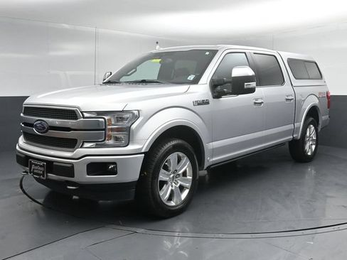 Used 2019 Ford F150 Platinum w/ Equipment Group 701A Luxury AWD/4WD image 3