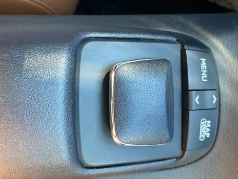 Used 2014 Lexus RX 450h AWD image 22