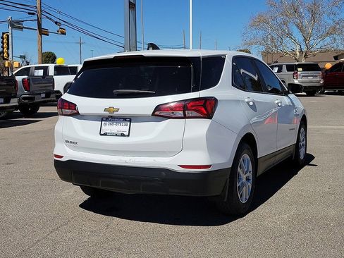 Used 2022 Chevrolet Equinox LS w/ LS Convenience Package image 10