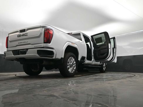 Used 2023 GMC Sierra 3500 Denali w/ Denali Ultimate Package image 45