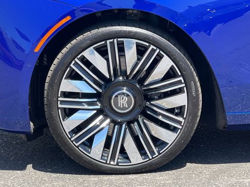 Certified 2026 Rolls-Royce Ghost AWD/4WD image 32