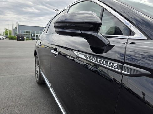 Used 2020 Lincoln Nautilus Reserve AWD/4WD image 45