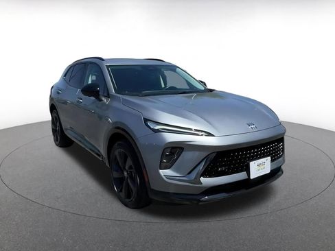 Used 2024 Buick Envision Sport Touring image 3