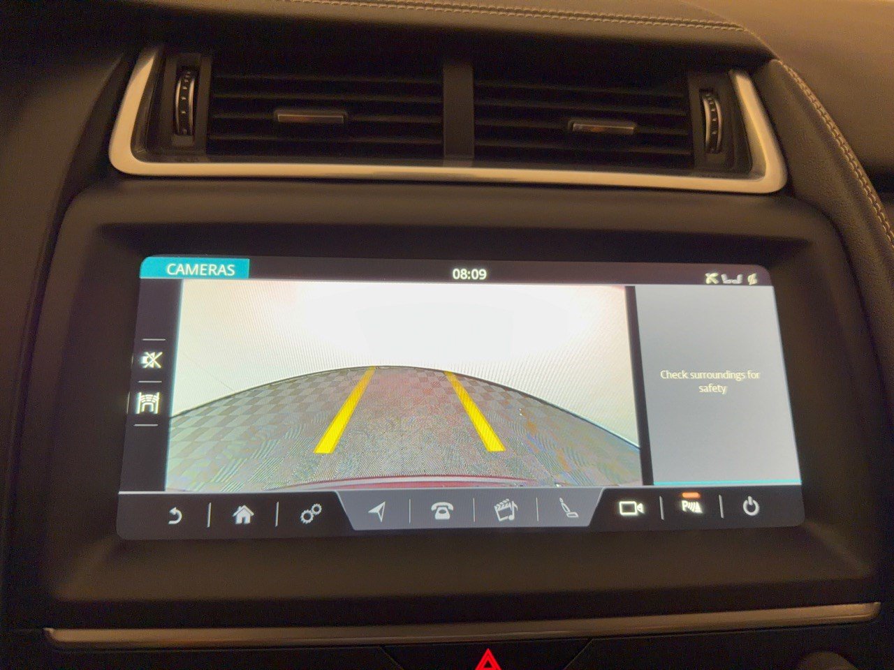 Used 2020 Jaguar E-PACE R-Dynamic S AWD/4WD image 24