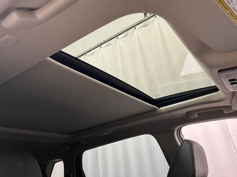 Used 2023 Nissan Rogue SL image 22