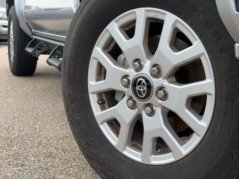 Used 2025 Toyota Tacoma SR image 2