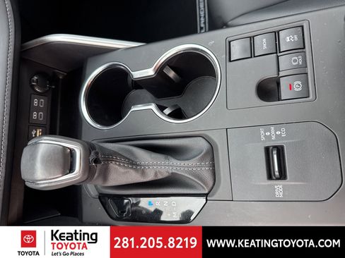 Certified 2024 Toyota Highlander XSE image 21
