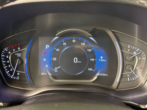 Used 2020 Hyundai Santa Fe Limited FWD image 29