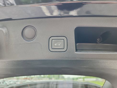 New 2026 GMC Terrain Elevation FWD image 9