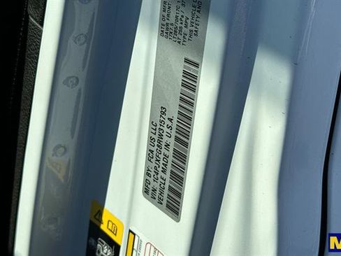 Used 2024 Jeep Wrangler Unlimited Rubicon w/ Technology Group image 36