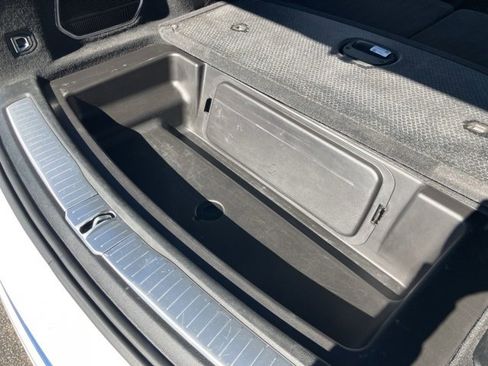 Used 2022 Jeep Grand Cherokee L Overland w/ Luxury Tech Group IV image 12