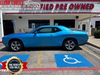 Used 2019 Dodge Challenger SXT w/ Driver Convenience Group