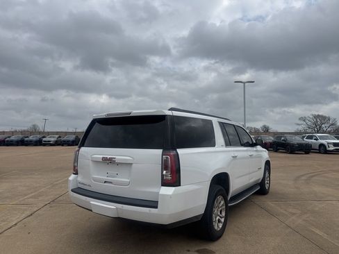 Used 2019 GMC Yukon XL SLT image 20