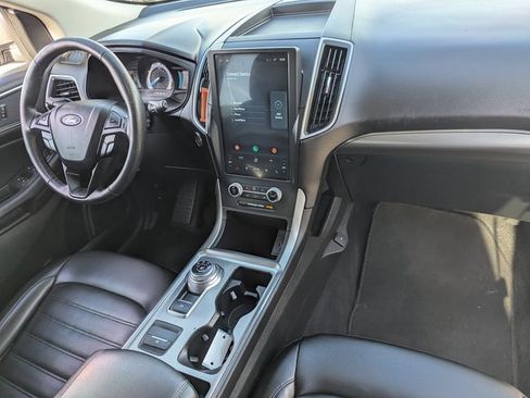 Used 2022 Ford Edge SEL image 32