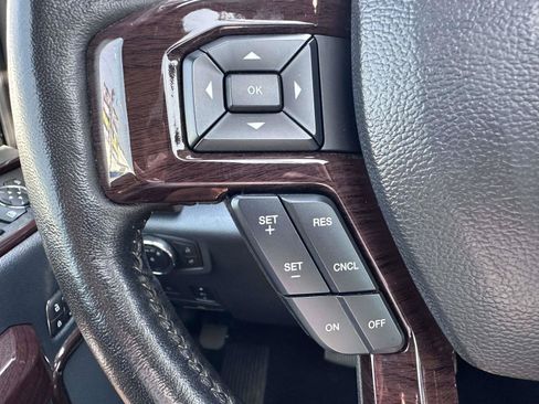 Used 2022 Ford F250 Lariat w/ Lariat Ultimate Package AWD/4WD image 20