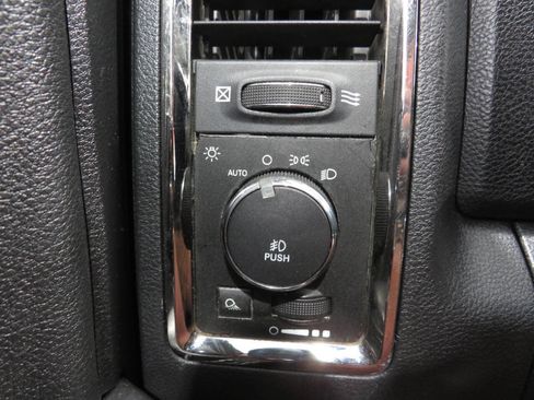 Used 2013 RAM 1500 Sport w/ Remote Start & Security Group RWD image 20