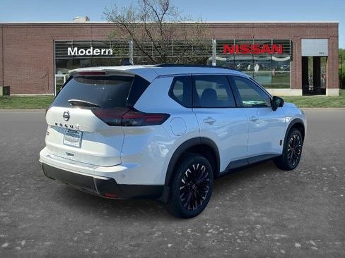 New 2026 Nissan Rogue SV image 4