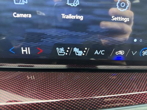 New 2026 Chevrolet Traverse RS image 29