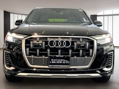 Used 2025 Audi Q7 3.0T Premium Plus w/ Premium Plus Package AWD/4WD image 2