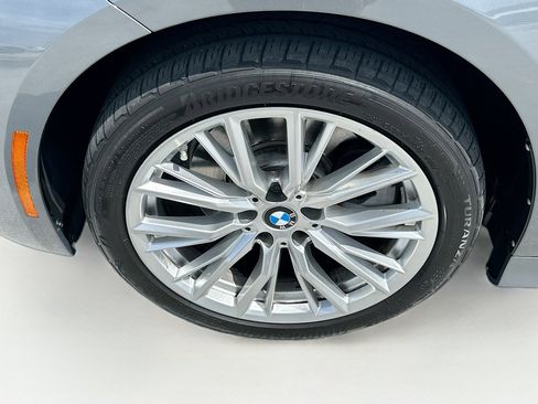Certified 2024 BMW 330i Sedan w/ Premium Package RWD image 34