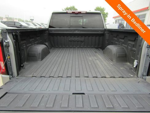 Used 2024 GMC Sierra 1500 AT4 w/ Technology Package AWD/4WD image 25