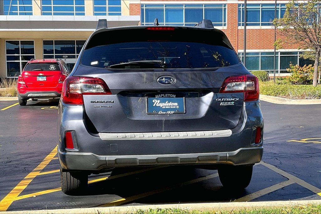 Used 2016 Subaru Outback 2.5i Limited AWD/4WD image 4
