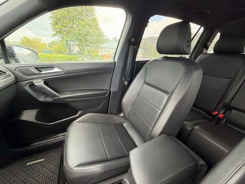 Used 2020 Volkswagen Tiguan SE R-Line w/ 3rd Row Seat Package AWD/4WD image 63
