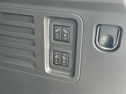 New 2026 Buick Enclave Preferred w/ Power Package FWD image 12