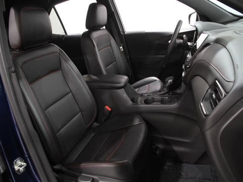 Used 2022 Chevrolet Equinox RS w/ RS Leather Package image 16