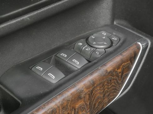 Used 2023 GMC Sierra 2500 Denali w/ Denali Ultimate Package image 51