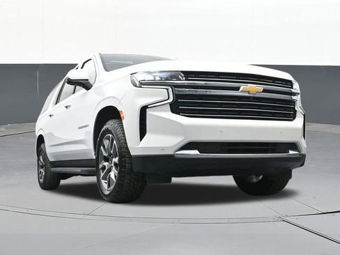 Used 2024 Chevrolet Suburban LT w/ LT Signature Package image 55