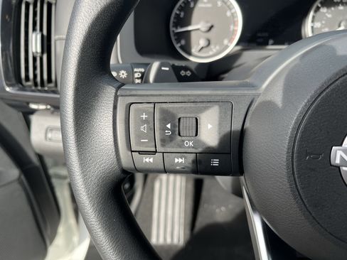 Certified 2024 Nissan Pathfinder S image 14