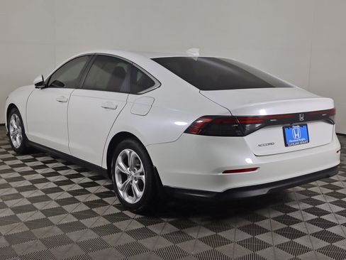 Used 2025 Honda Accord LX image 6