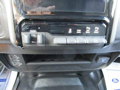 New 2025 RAM 3500 Tradesman image 26