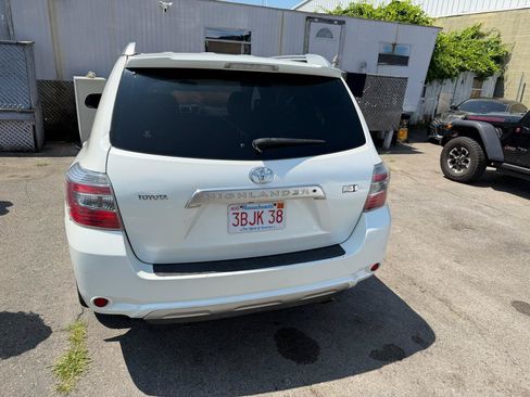 Used 2008 Toyota Highlander 4WD Hybrid image 4