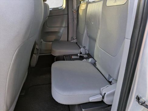 Used 2013 Toyota Tacoma 2WD Access Cab image 16