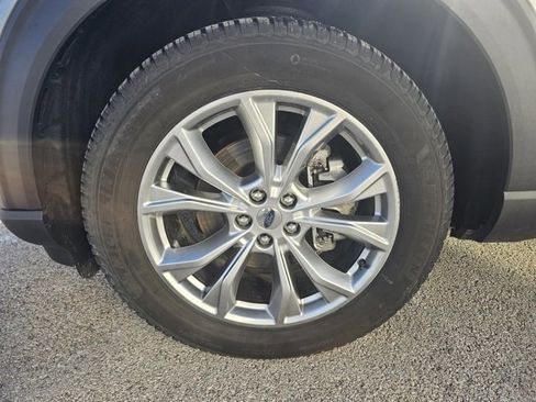 Used 2020 Ford Explorer Limited image 46