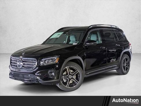 New 2026 Mercedes-Benz GLB 250 image 1