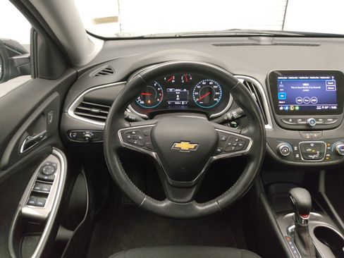 Used 2022 Chevrolet Malibu RS FWD image 22